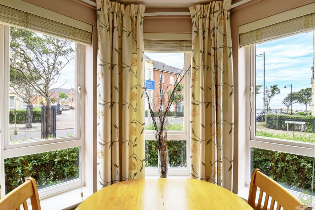 Apartment in Newcastle upon Tyne - View 4