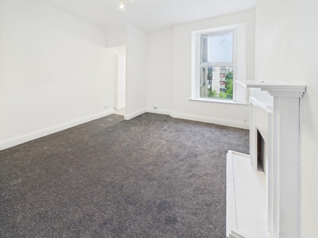 Apartment in Plymouth, Lipson Vale - More