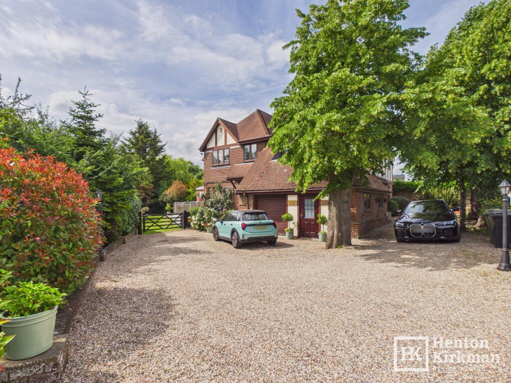 Main image of property: Church Road, Ramsden Bellhouse, Billericay, CM11 1RH