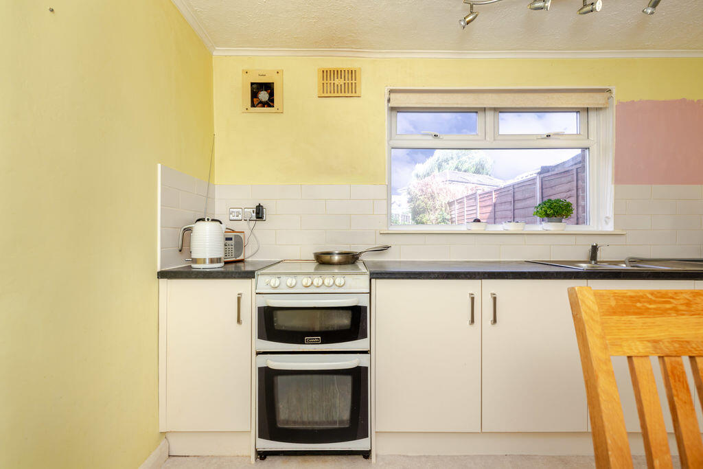 House in Redhill - View 5