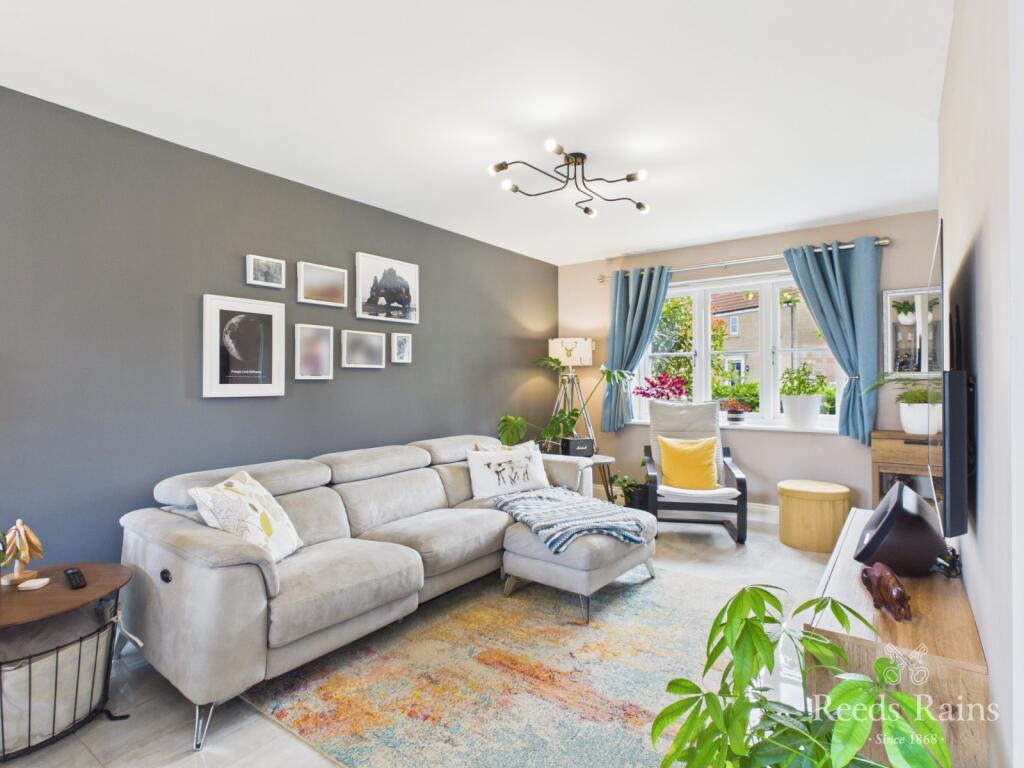 House in Osgodby, Middle Deepdale, Eastfield - View 3