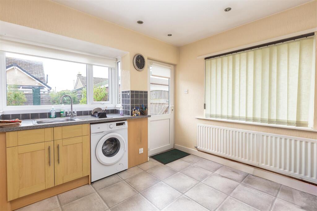 House in Lancaster, Morecambe - View 4