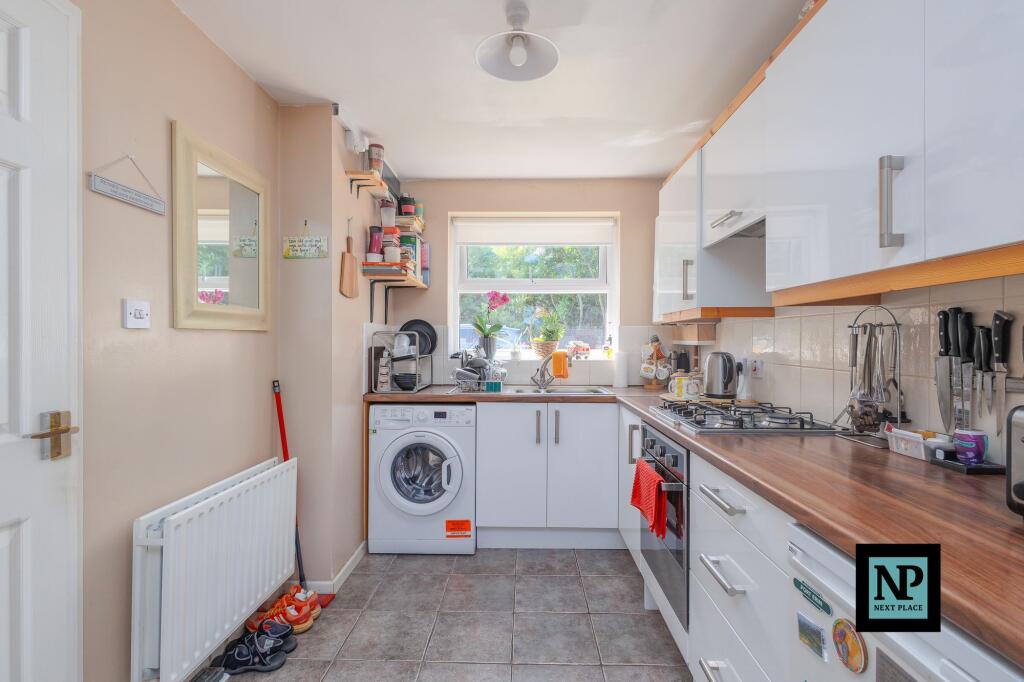 Harwood Drive, Dosthill, B77 photo 4