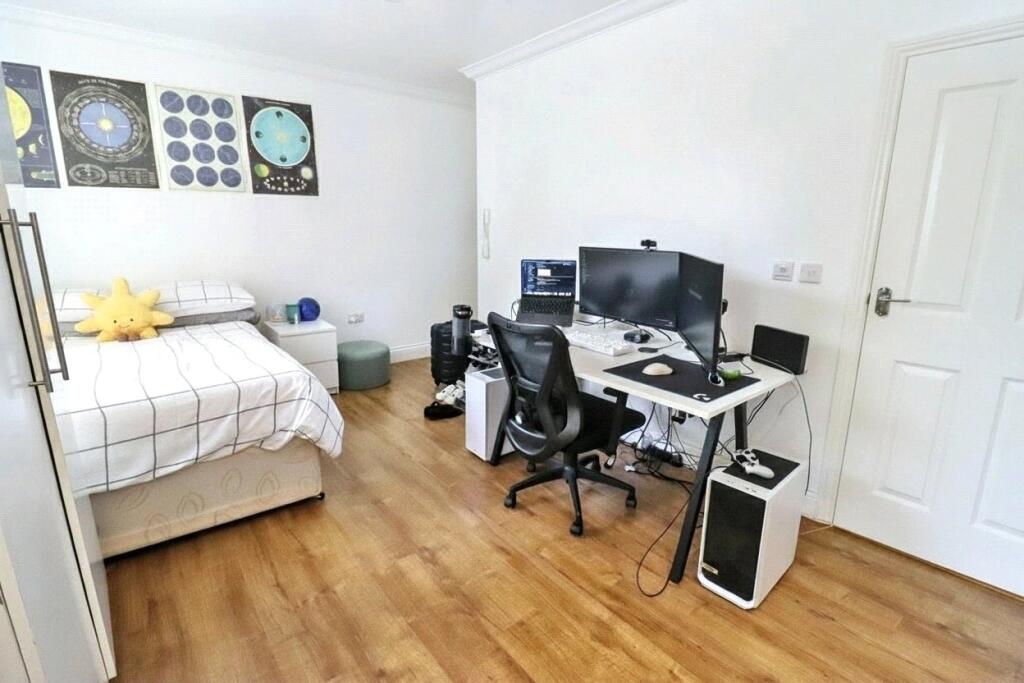 Studio apartment for rent