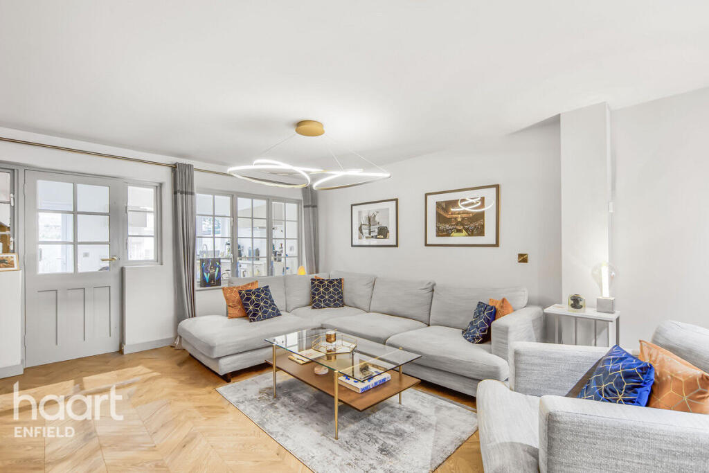 Main image of property: Queens Road, London