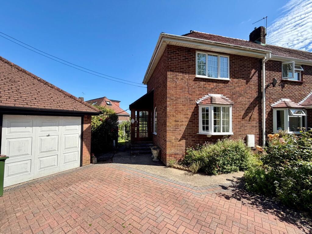 Main image of property: West End, Southampton