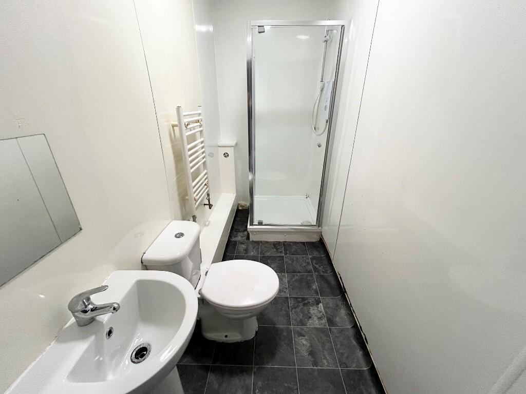 Room 3, Bristol Street, BN2 - View 3