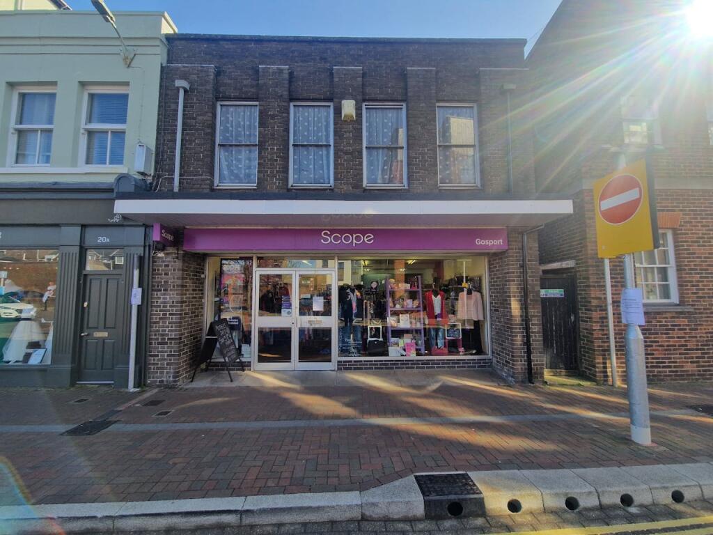 Main image of property: 21a North Cross Street, Gosport, PO12 1BE