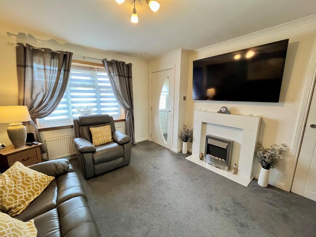 Haymarket Crescent, Livingston, EH54 8AU photo 4