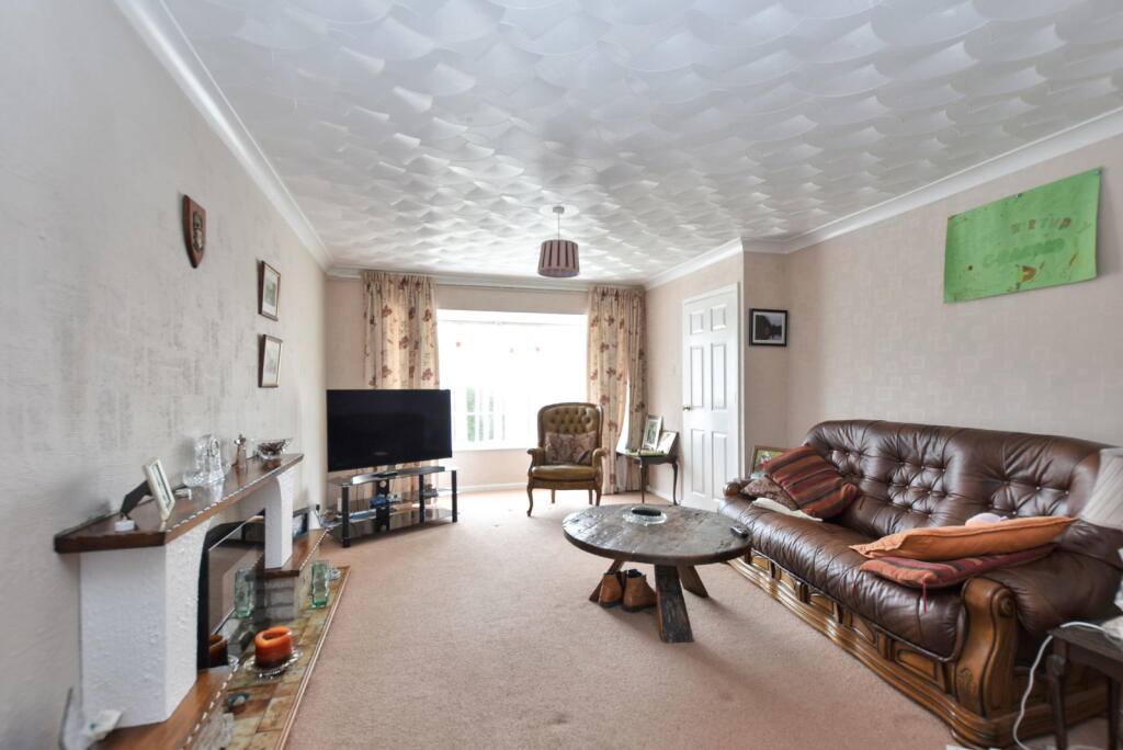 House in Wakefield, Outwood - View 5
