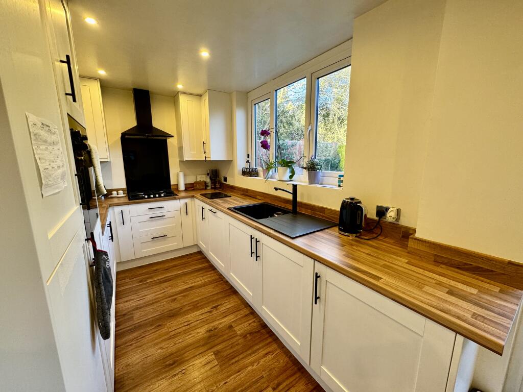 House in Dudley, West Midlands - View 4