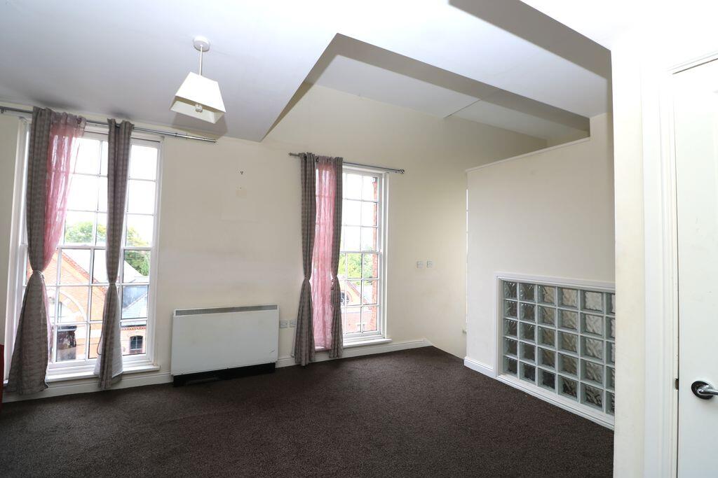 Apartment in Birmingham - View 5