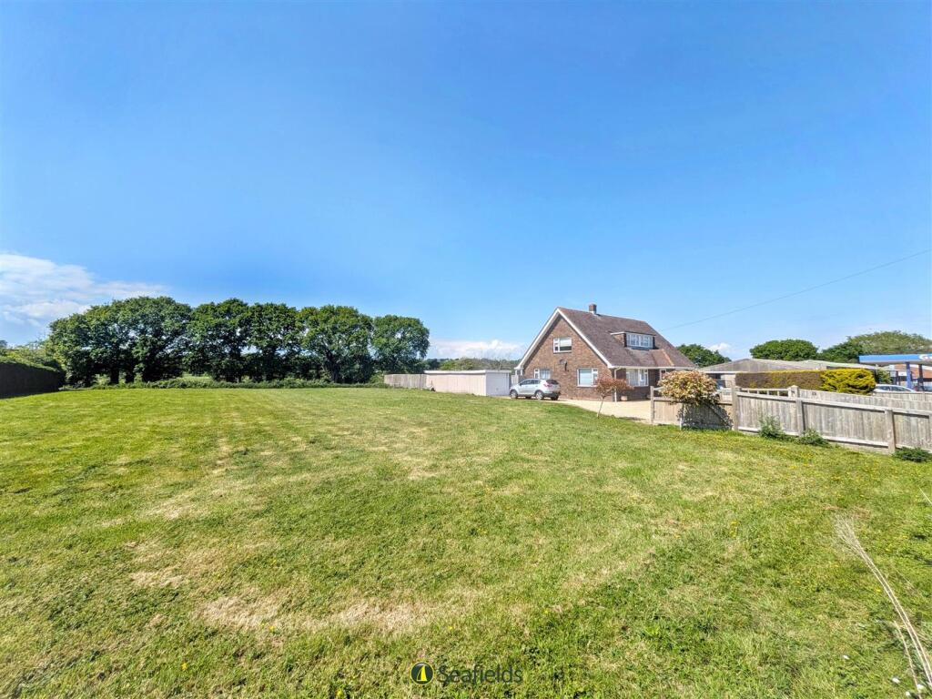 House in Ryde, Swanmore - View 3