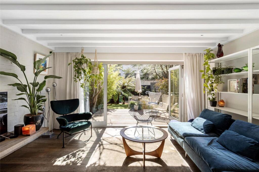 Main image of property: Greenham Close, London, SE1