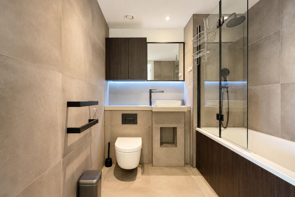 Main image of property: Key Bridge, Exchange Gardens SW8
