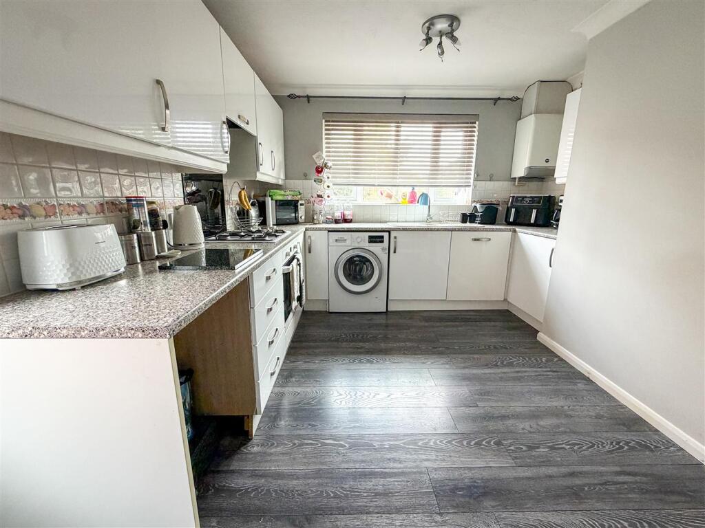 House in Clacton-on-Sea, Great Clacton - View 5