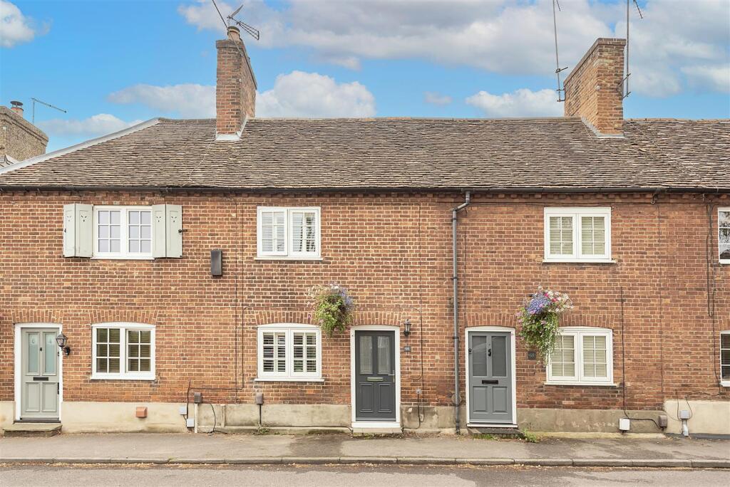 Main image of property: High Street, Sandridge, St. Albans