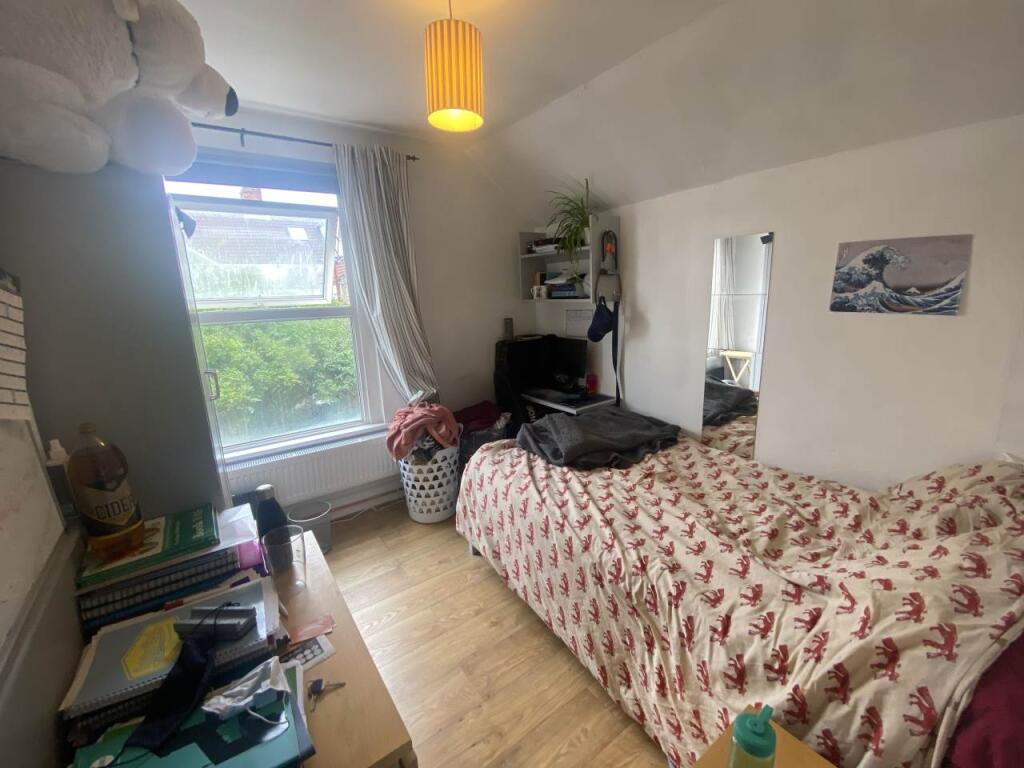 House in Cardiff - More