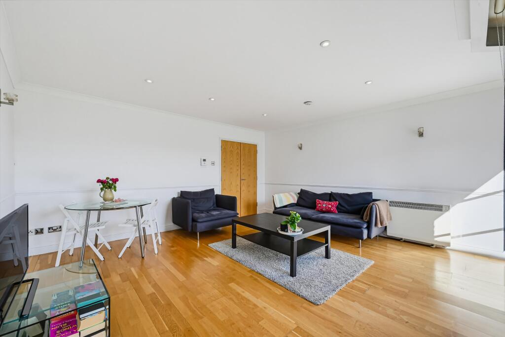 Apartment in London - View 5