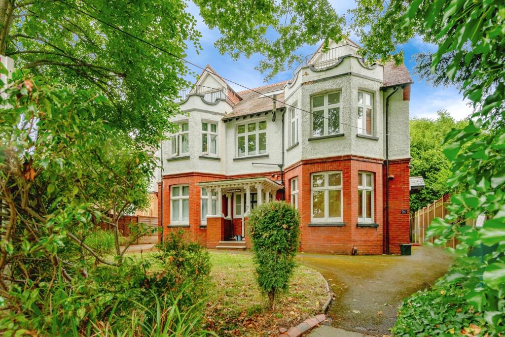 Main image of property: Cavendish Road, Redhill