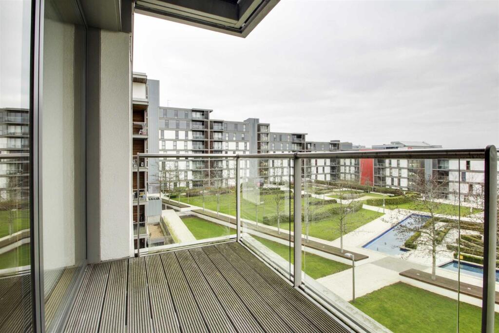 Apartment in Milton Keynes - View 4