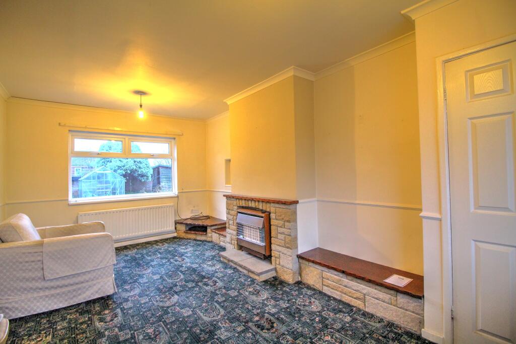 The Ramparts, Newcastle Upon Tyne, NE15 photo 2