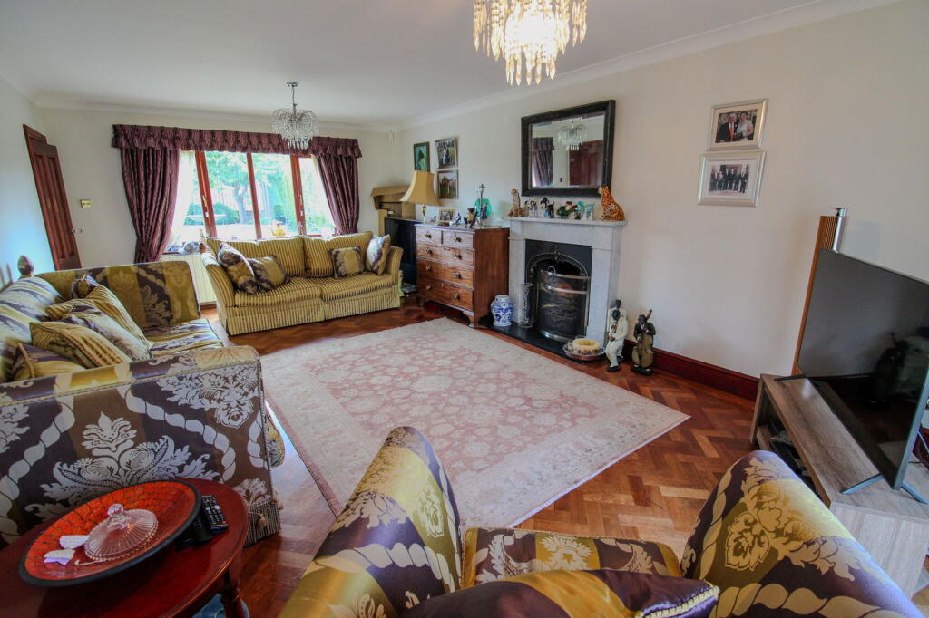 The Glebe,Upton,Gainsborough,DN21 5PD photo 4