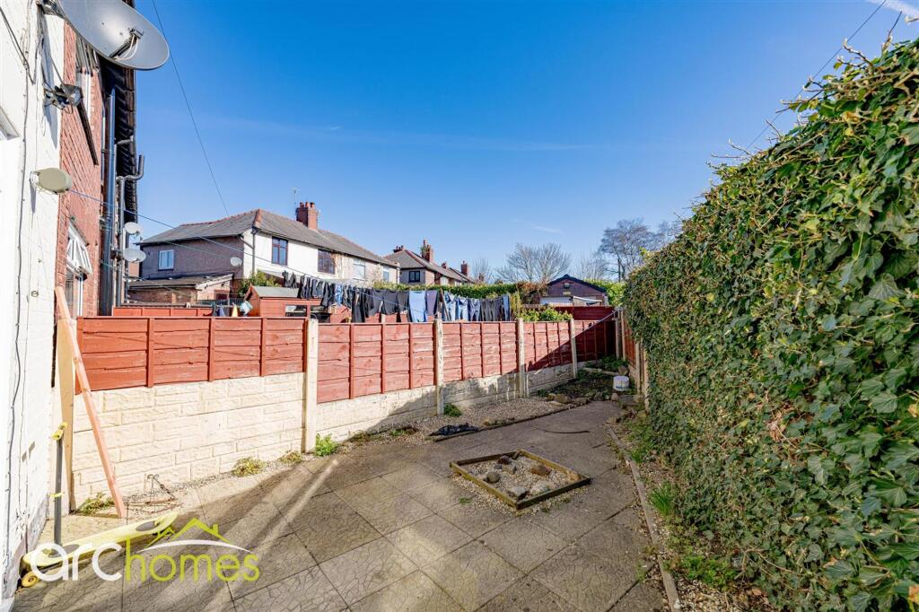 House in Wigan, Lilford - View 4