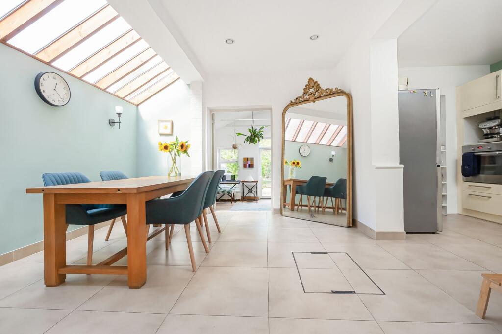 House in Richmond, Ham - View 4