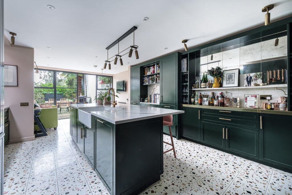 Main image of property: Islington Park Street, 
Barnsbury, N1