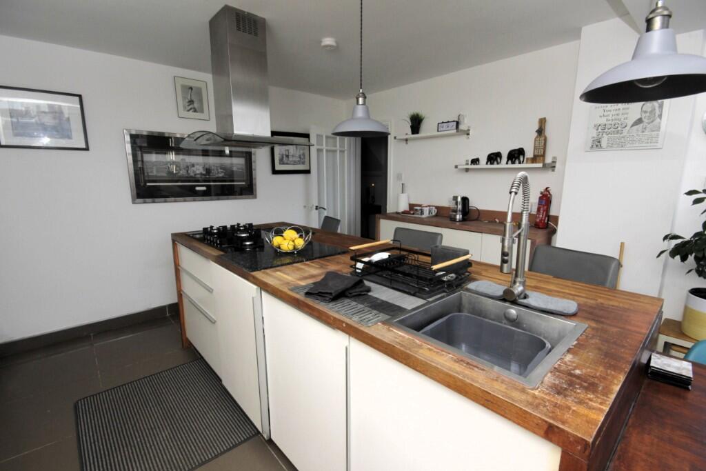 Crosshouse Road, Kilmarnock, Ayrshire, KA3 photo 3