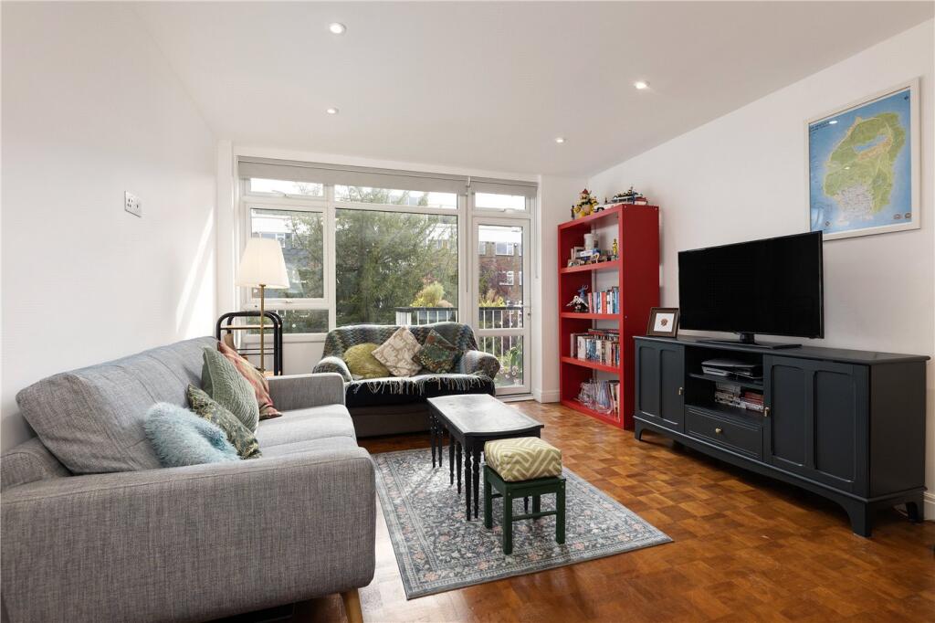 Apartment in London - View 2