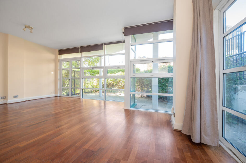 Apartment in Twickenham - View 4