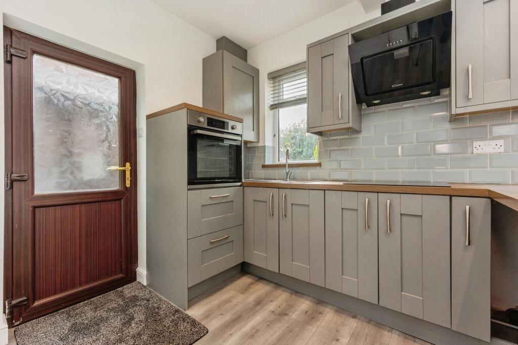 House in Stockport, Greater Manchester - View 5