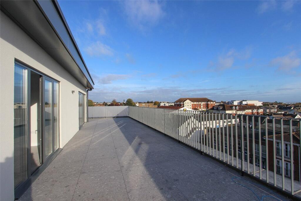 Main image of property: London Road, Hadleigh, Benfleet, Essex, SS7