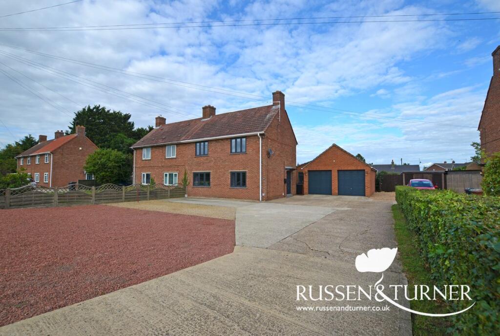 3-bed semi-detached on Family home with double garage - Hall Road, Clenchwarton, £295,000