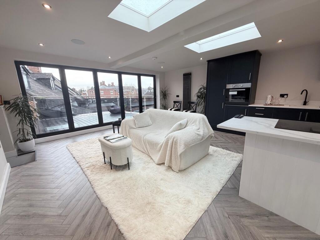 Main image of property: The Penthouse, Welsh Row, Nantwich, Cheshire, CW5 5DY