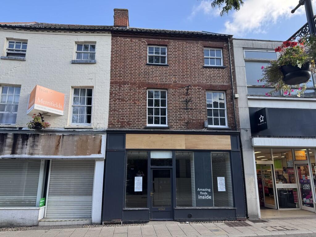 Main image of property: 8 King Street, Thetford, Norfolk IP24 2AP