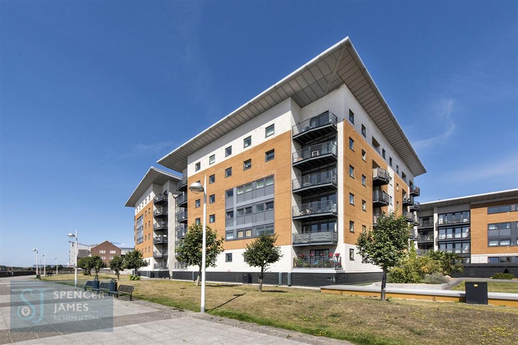 Main image of property: Lowestoft Mews, E16