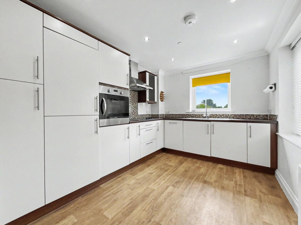 Park Crescent, Hesketh Park, Southport - More
