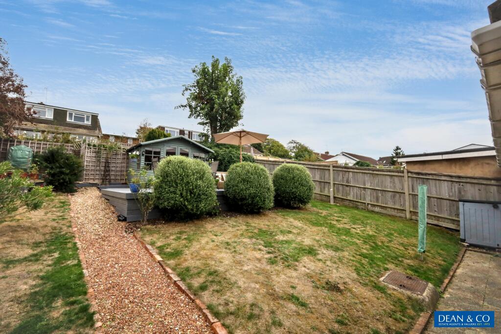 Lynchets Crescent, Hove, Brighton & Hove photo 2