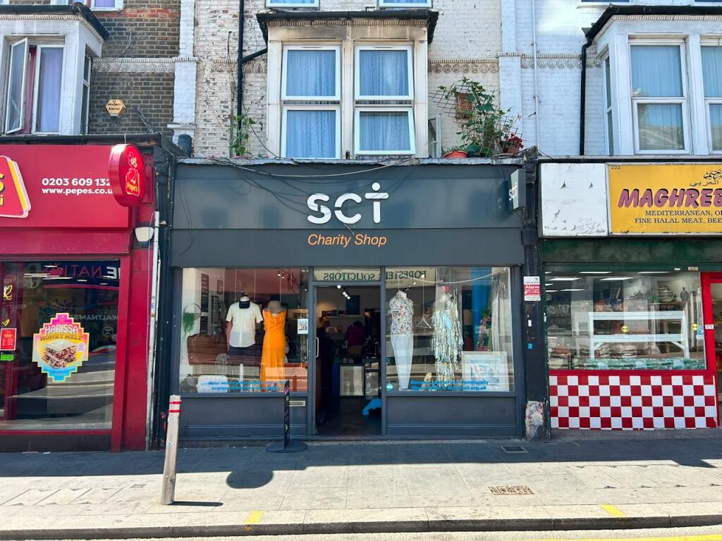Main image of property: 224 Hoe Street, London, E17 3AY
