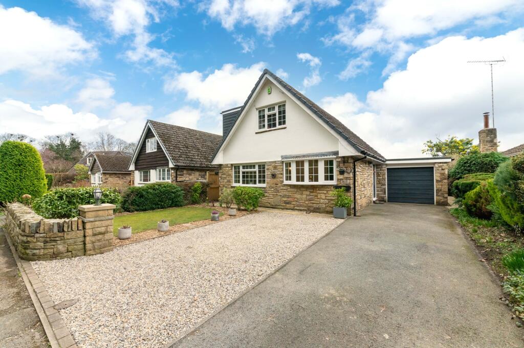 3-bed detached on North Wood Park, Kirkburton, HD8, £435,000