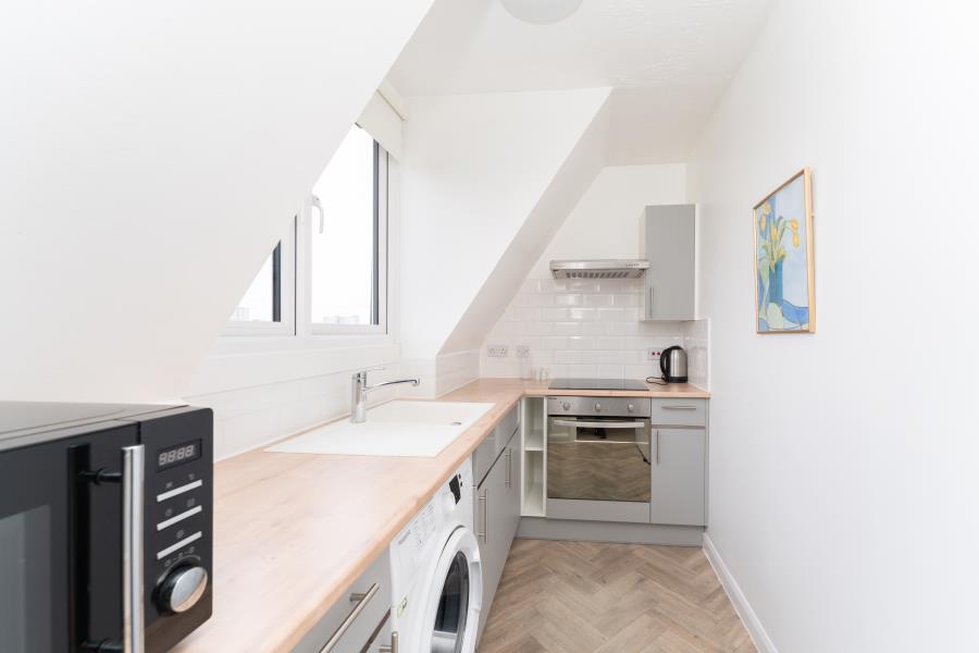 Apartment in London - View 3
