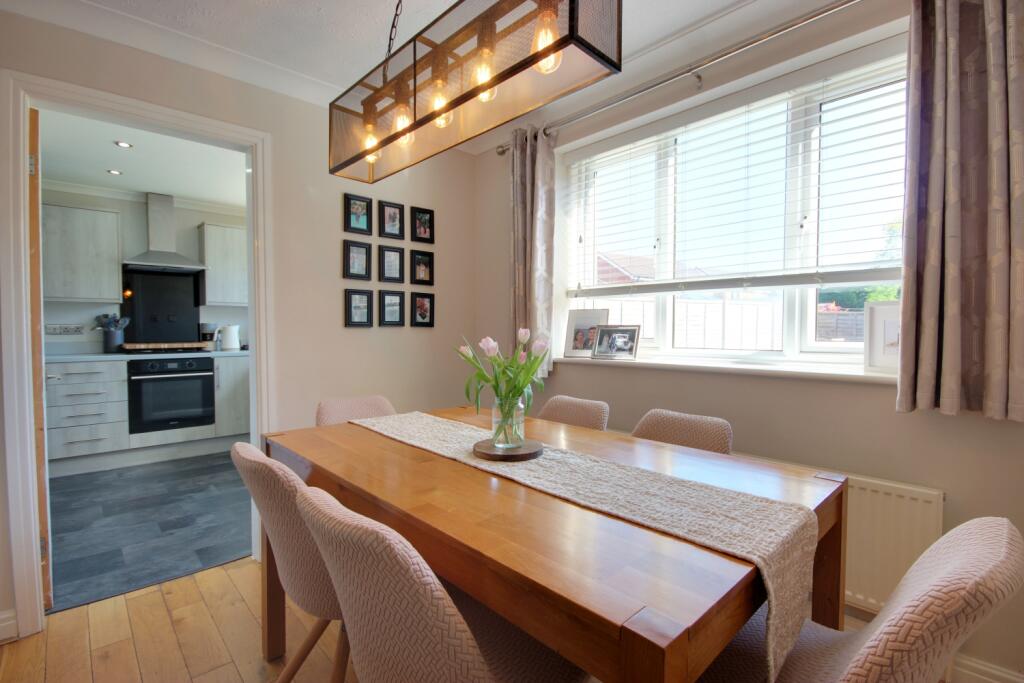 17 Lilac Avenue, Beverley - View 3