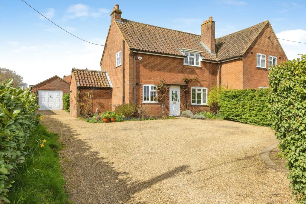 Main image of property: Hingham Road, Great Ellingham, Attleborough, NR17