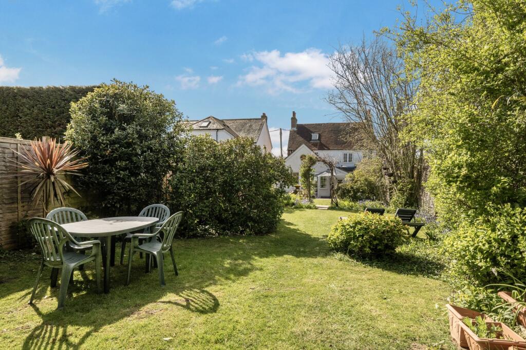33 Slipper Road, Hermitage, PO10 - View 2