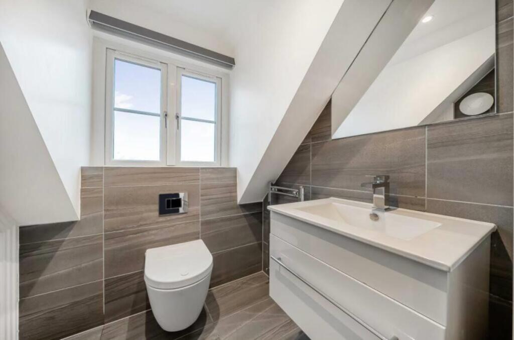 Additional image 7 of Bell Lane, Brookmans Park