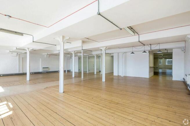 70-Wapping-Wall-London-Interior-Photo-15-LargeHighDefinition.jpg