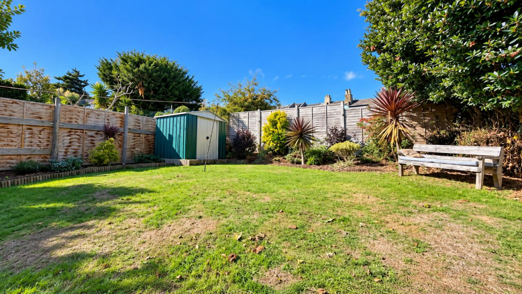 House in Tonbridge - View 5